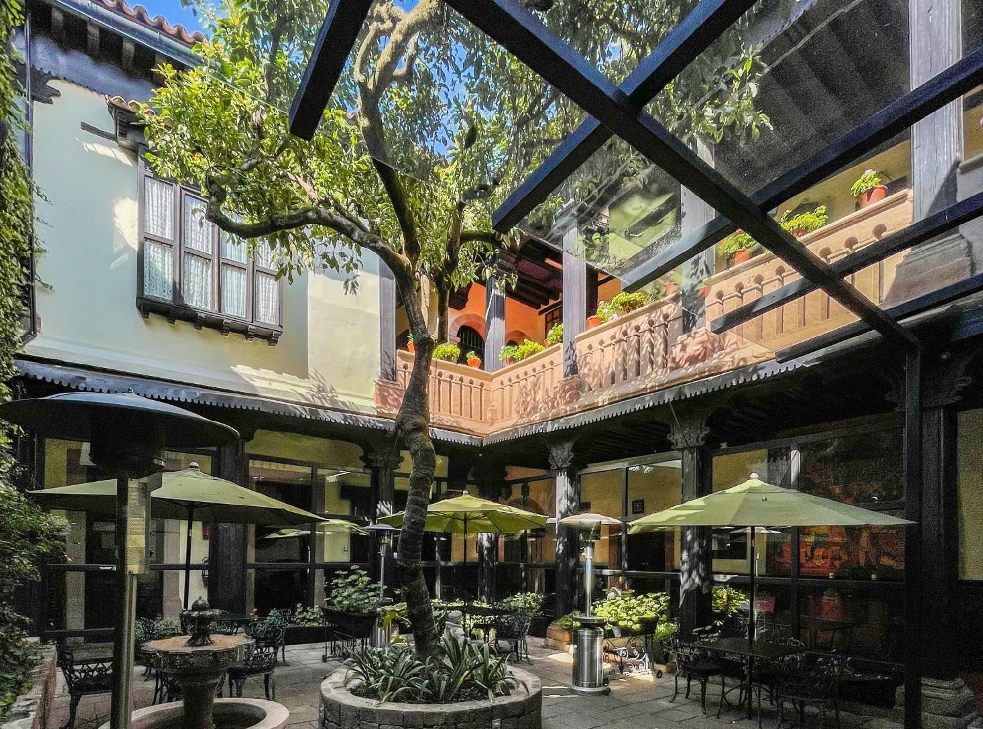 Hotel Mansion Iturbe Patzcuaro Luaran gambar